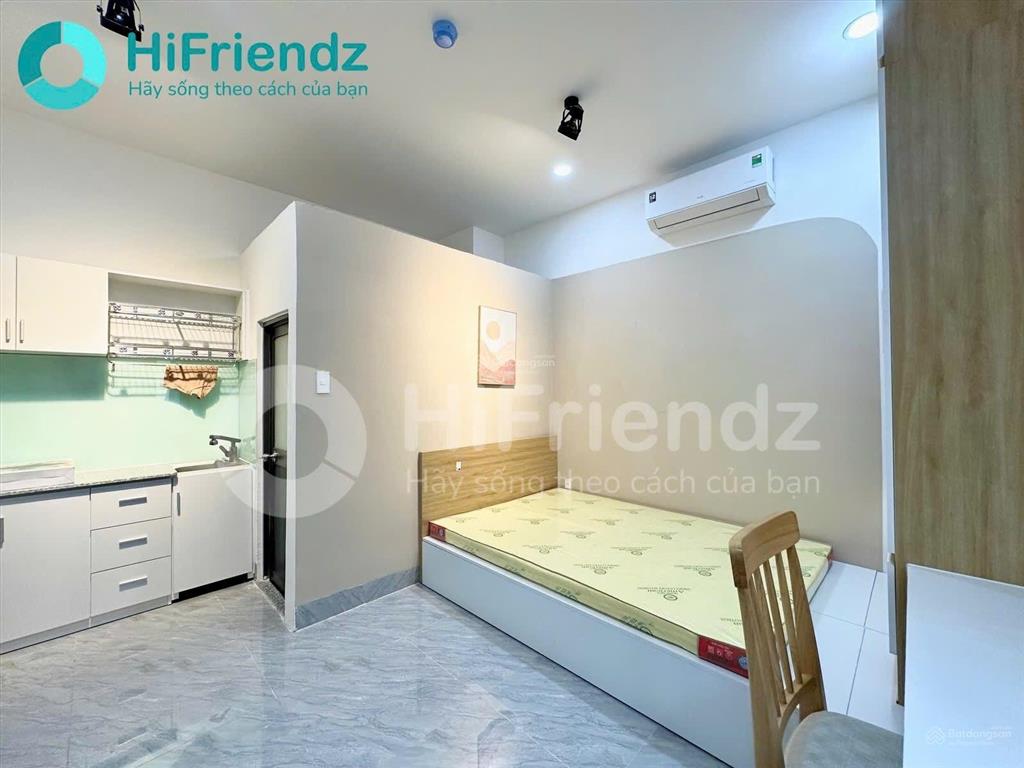 Trống lại studio  nhà mới  cửa sổ thoáng