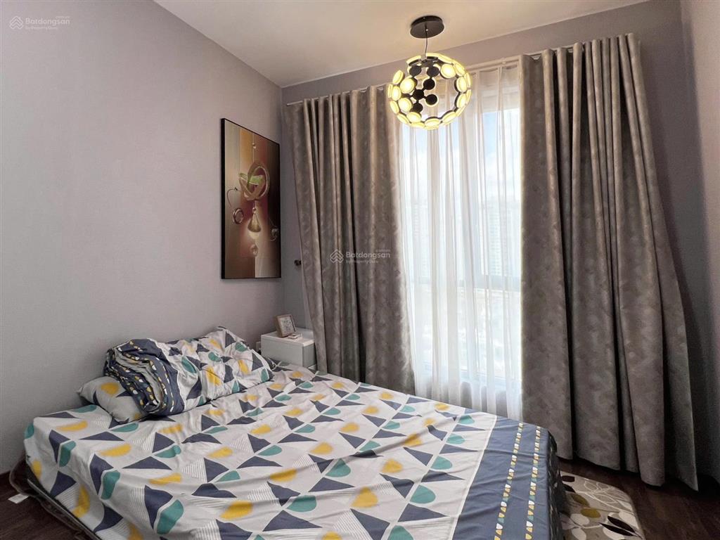 Căn góc 2 phòng ngủ one verandah, tầng cao, view sông hướng đông nam, 8,6 tỷ bao hết