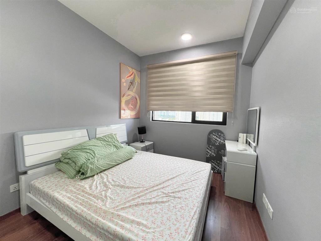 Căn góc 2 phòng ngủ one verandah, tầng cao, view sông hướng đông nam, 8,6 tỷ bao hết