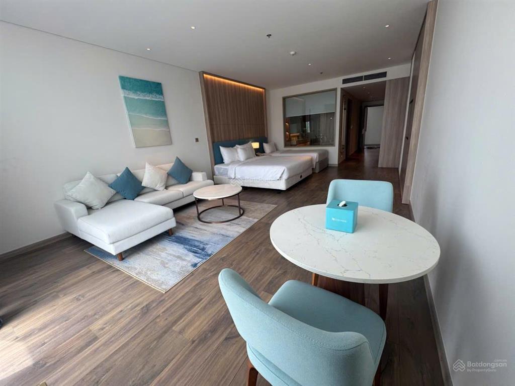 Cắt lỗ căn 1pn view city giá 2 tỷ 550 bao phí  à la carte hạ long, sổ đỏ trao tay, full nội thất