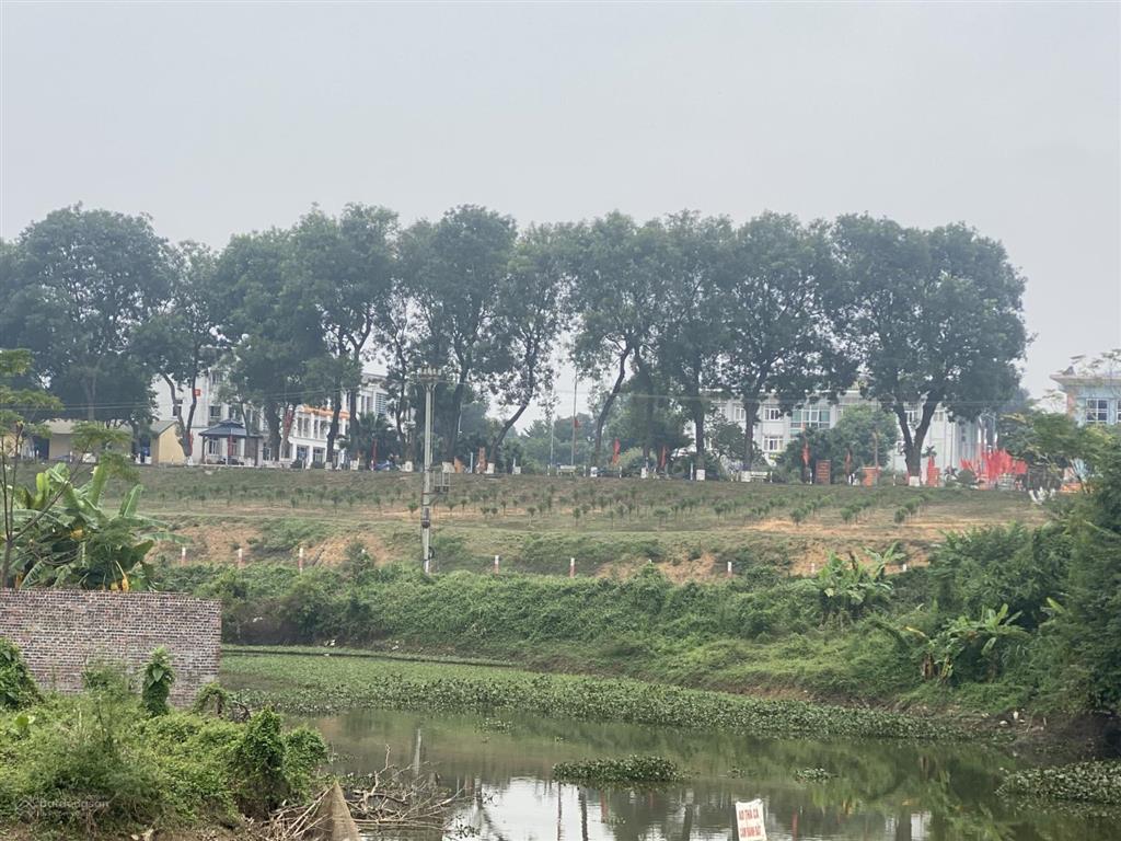 Bán đất view sông tích, vật lại, ba vì. đầu tư sinh lời hay nghỉ dưỡng tuyệt vời. dt 300m2 giá 3 tỷ