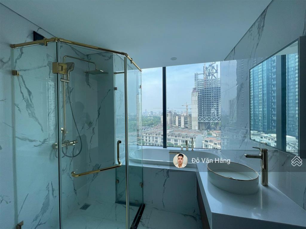 Bán căn góc 3 ngủ, 104m2 giá bao toàn trục sunshine city đồ cơ bản  10,3 tỷ sổ đỏ sang tên