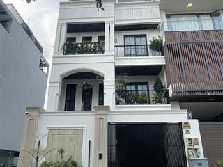 Cho thuê nhà mới xây 7x20m 4 tầng mặt tiền đường nguyễn văn kỉnh