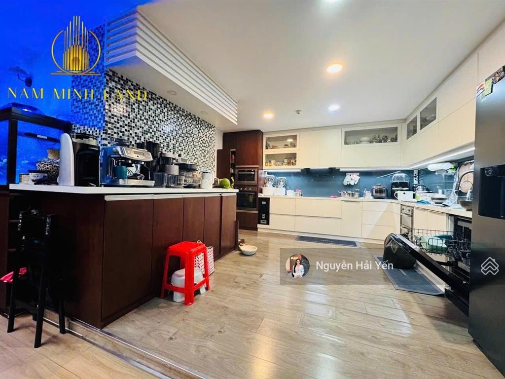 Hải yến nam minh land  cho thuê căn hộ saigon pearl penthouse 220m2  đủ nội thất giá 50 triệu