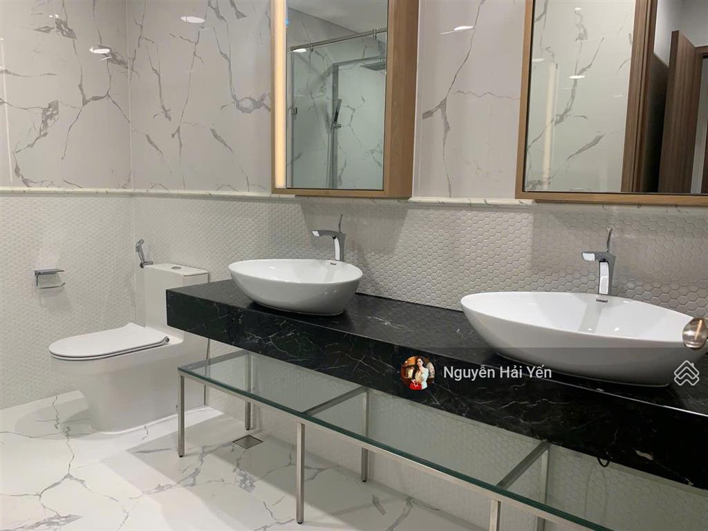 Hải yến nam minh land  cho thuê căn hộ sunwah pearl 3 phòng ngủ, 133m2 full nội thất mới, view đẹp