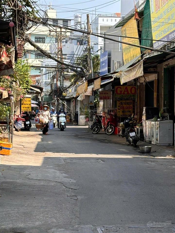 Bán nhà giá tốt mặt tiền đường tám danh p4 q8