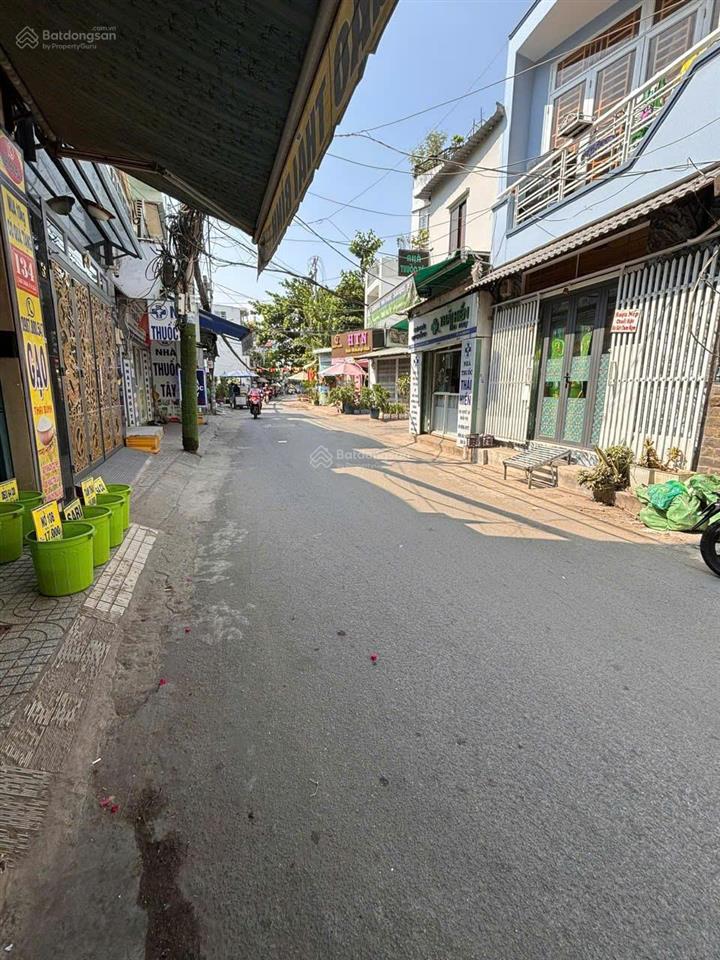 Bán nhà giá tốt mặt tiền đường tám danh p4 q8