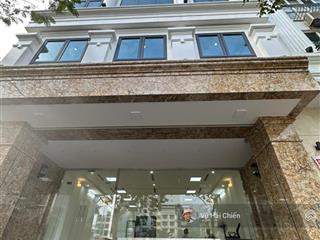 Bán đất hoàng cầu đống đa 75m2 mặt tiền rộng ô tô đỗ thoải mái chỉ 25 tỷ sẵn gpxd 9 tầng