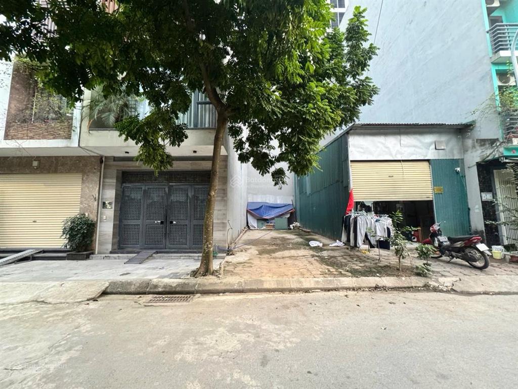 Bán đất phân lô vỉa hè ngõ 168 nguyễn xiển kéo dài 60m2  mt 5m chỉ 20.5 tỷ