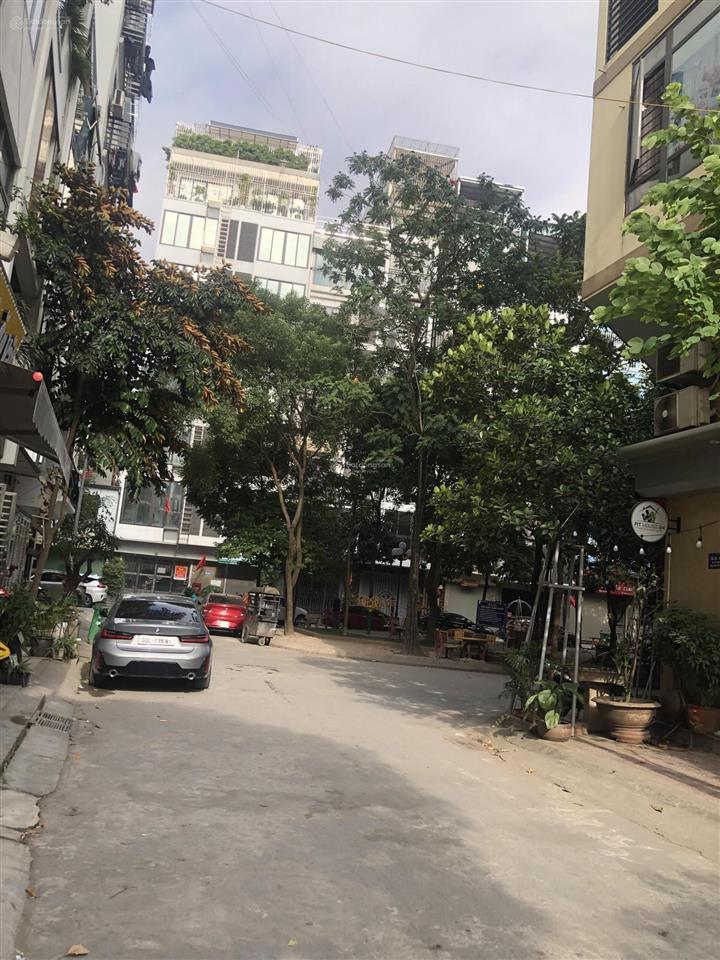 Bán đất phân lô vỉa hè ngõ 168 nguyễn xiển kéo dài 60m2  mt 5m chỉ 20.5 tỷ