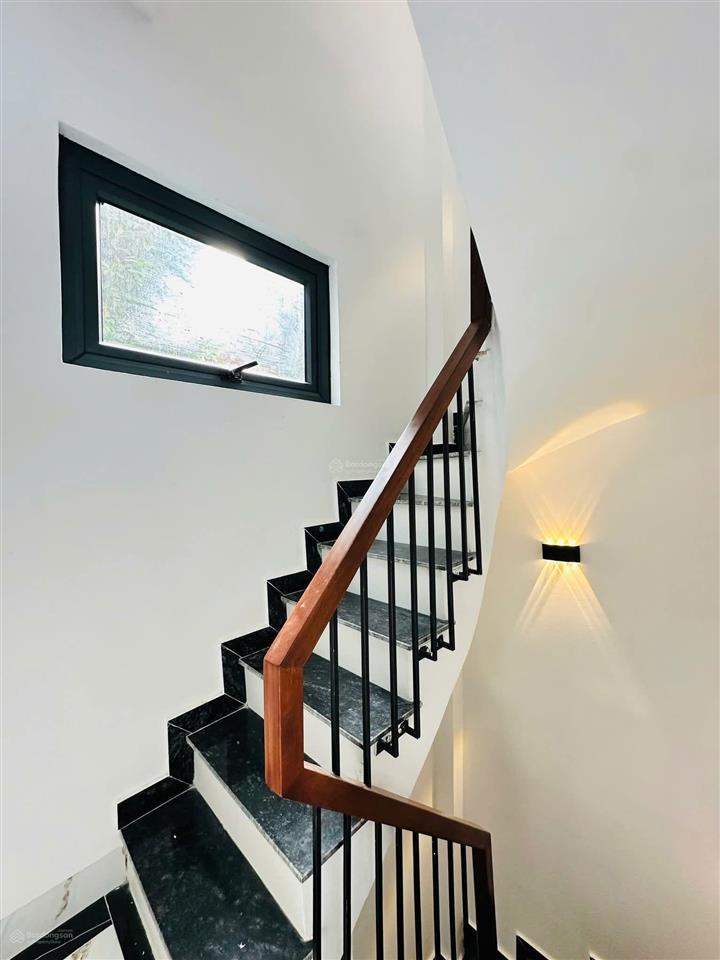 Phân lô phố nguyễn công hoan, 6 tầng thang máy, gần phố, ô tô, full nội thất, ở sướng