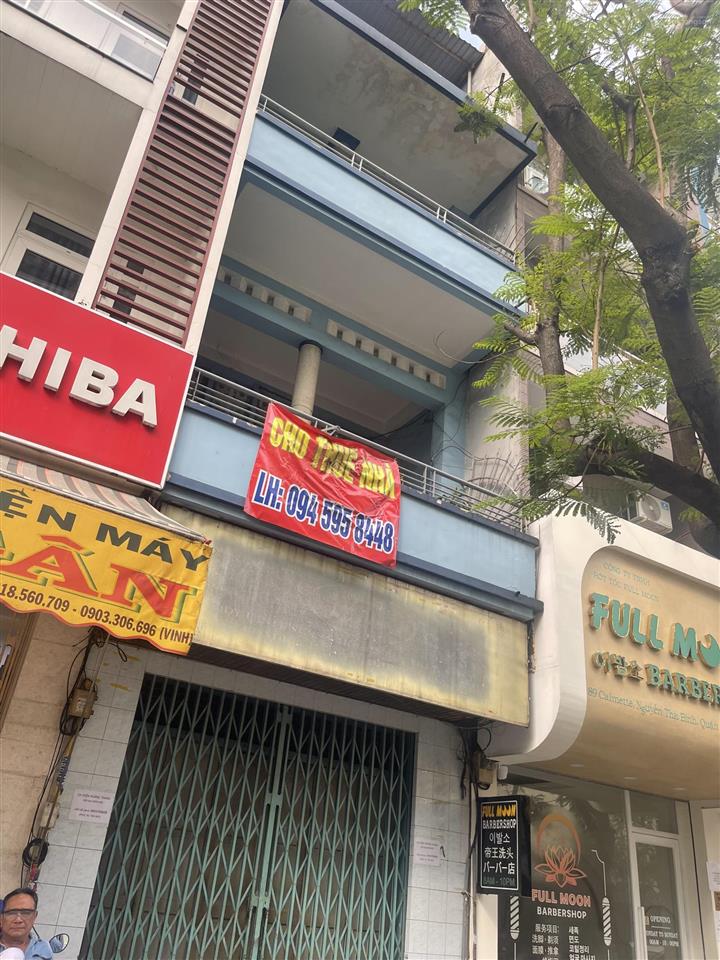 Chính chủ bán nhà mặt tiền calmette, q1. dt 4x19m, 4 tầng. giá giá nhất con đường này