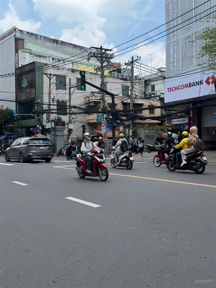 Nguyễn gia trí, p25, bình thạnh  dt (12 x 25m)  297m2. giá cực rẻ chỉ 60 tỷ