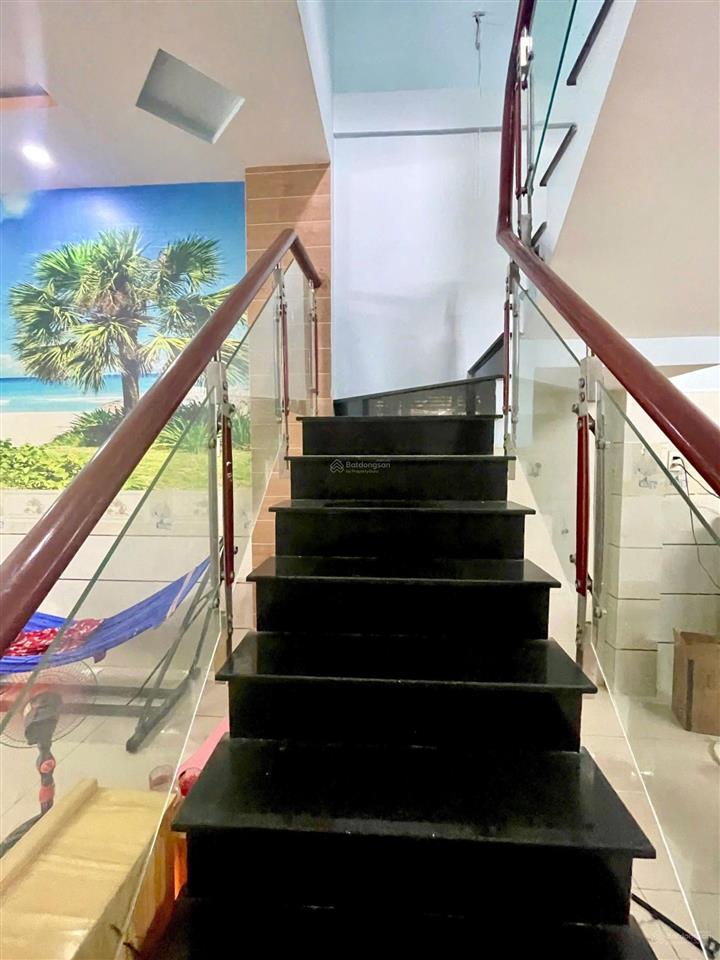 Hẻm ô tô bán nhà riêng 41m2, 2pn, 2wc, giá ưu đãi 4,3 tỷ tại thạch lam, p phú thạnh, tân phú, hcm