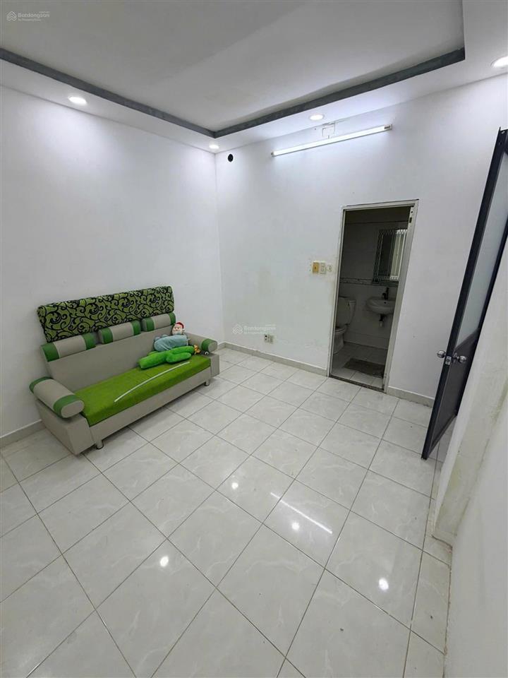 Hẻm ô tô bán nhà riêng 41m2, 2pn, 2wc, giá ưu đãi 4,3 tỷ tại thạch lam, p phú thạnh, tân phú, hcm