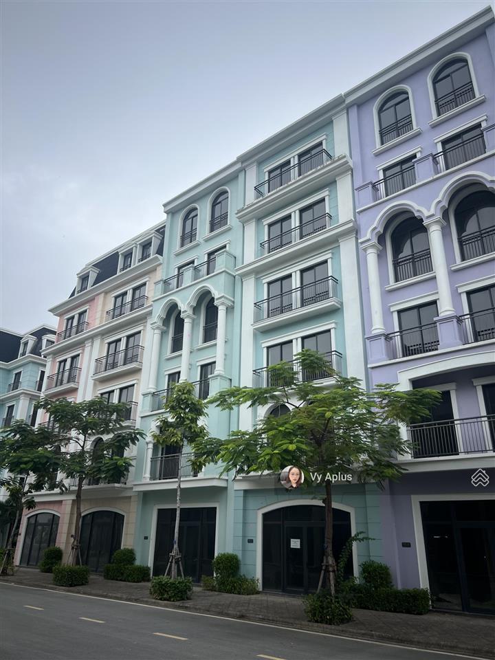 Siêu rẻ shophouse harbor bay hạ long full xây 5 tầng giá 7,x tỷ. gần vịnh gần hồ.  0936 585 ***