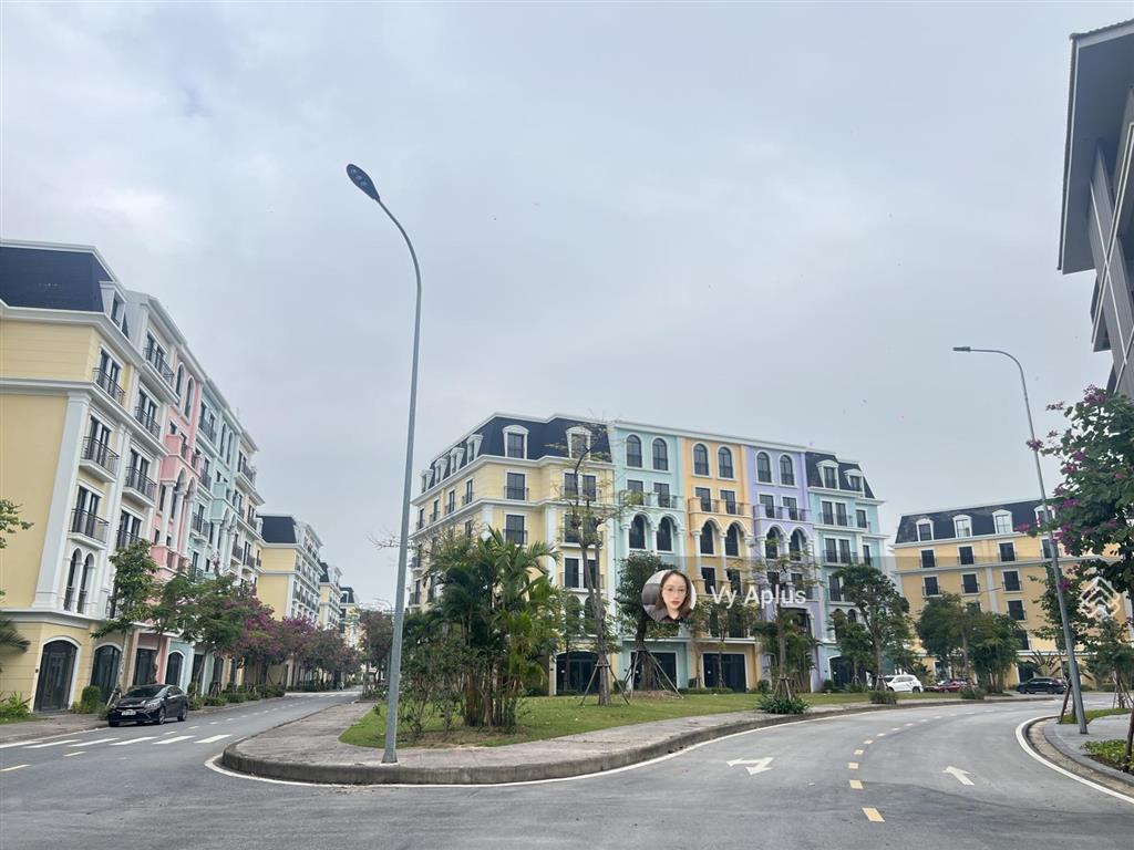 Siêu rẻ shophouse harbor bay hạ long full xây 5 tầng giá 7,x tỷ. gần vịnh gần hồ.  0936 585 ***