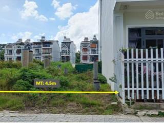 Đất liên kế phố kqh phạm hồng thái, p10, đà lạt. dt 103m2, cách hồ xuân hương khoản 500m. 8.8 tỷ