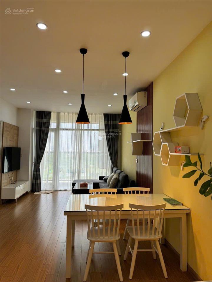 Nhỉnh 7,9 tỉ em bán căn hộ 3pn ở vinaconex7 nguyễn văn giáp giá chỉ bằng căn 2 pn bên goldmark city