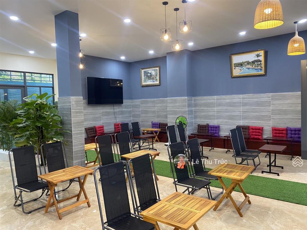 Bán nhà saigon village. dt 9.3 x 13m, dtsd 350m, 1 trệt, 1 lầu, đường số 21, giá 5.8 tỷ