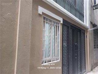 Tôi cần bán gấp căn nhà 6 tầng nguyễn trãi  thanh xuân diện tích 32m2  6 tầng, giá 3,6 tỷ