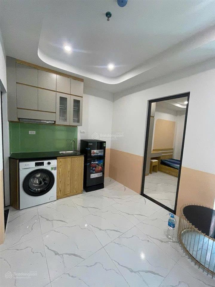 Toà chdv quan nhân, 123m2*7t, mt 8.1m, 35 phòng kk, sát phố, đủ gpxd/pccc, dòng tiền ~7%/năm