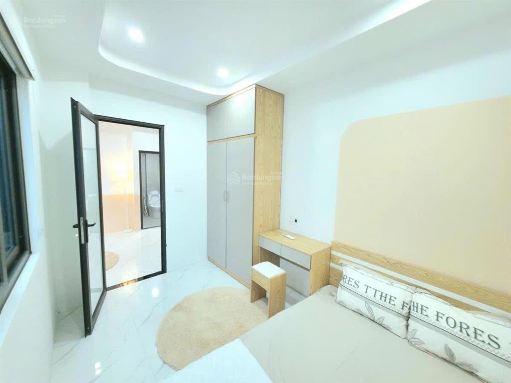 Toà chdv quan nhân, 123m2*7t, mt 8.1m, 35 phòng kk, sát phố, đủ gpxd/pccc, dòng tiền ~7%/năm