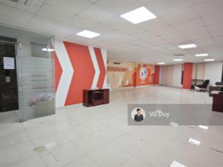 Cho thuê văn phòng văn tiến dũng, bắc từ liêm dt 200m2 giá 24.000.000 vnd/tháng