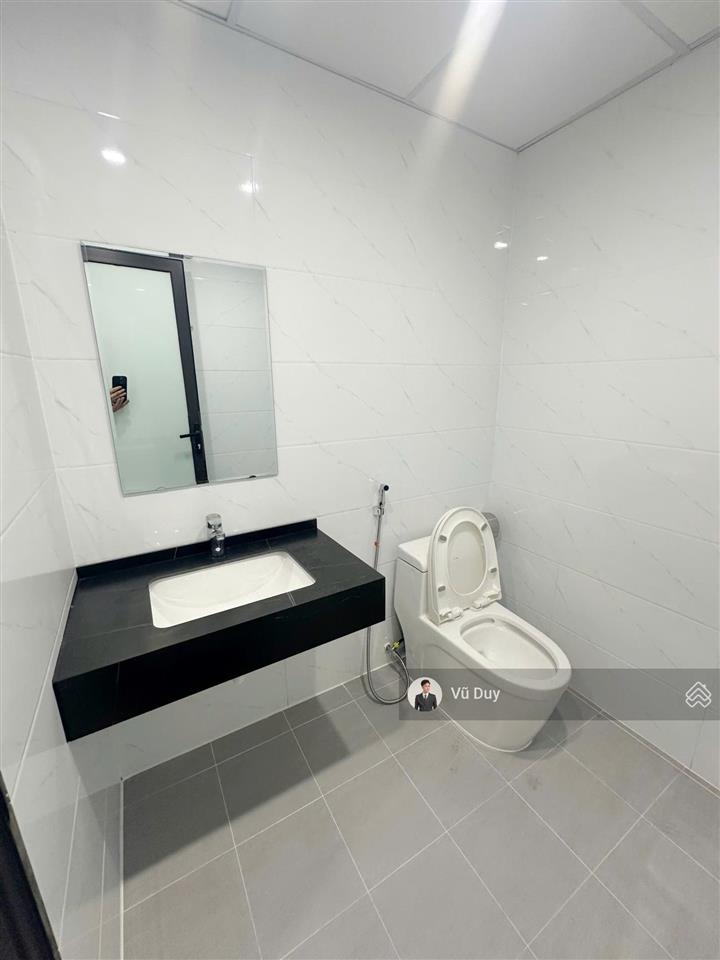 Cho thuê văn phòng đức diễn, bắc từ liêm dt 144m2 giá 18 triệu/tháng