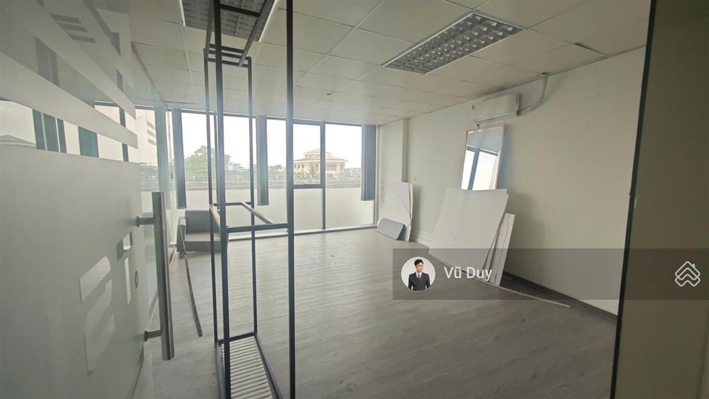 Cho thuê văn phòng cầu diễn, bắc từ liêm. dt 140m2 giá 12 triệu/tháng
