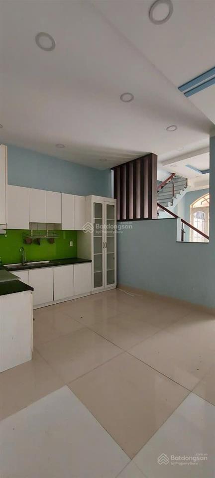 Bán nhà 1 lầu hẻm xe hơi 5m đường song hành. dt 6m x 12m, vị trí gần trường chinh giá 6.5 tỷ tl