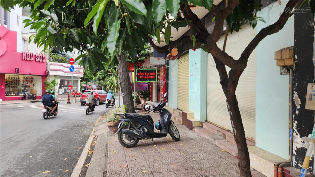 Mặt tiền nhà cho thuê kinh doanh tại 57 út tịch tân bình