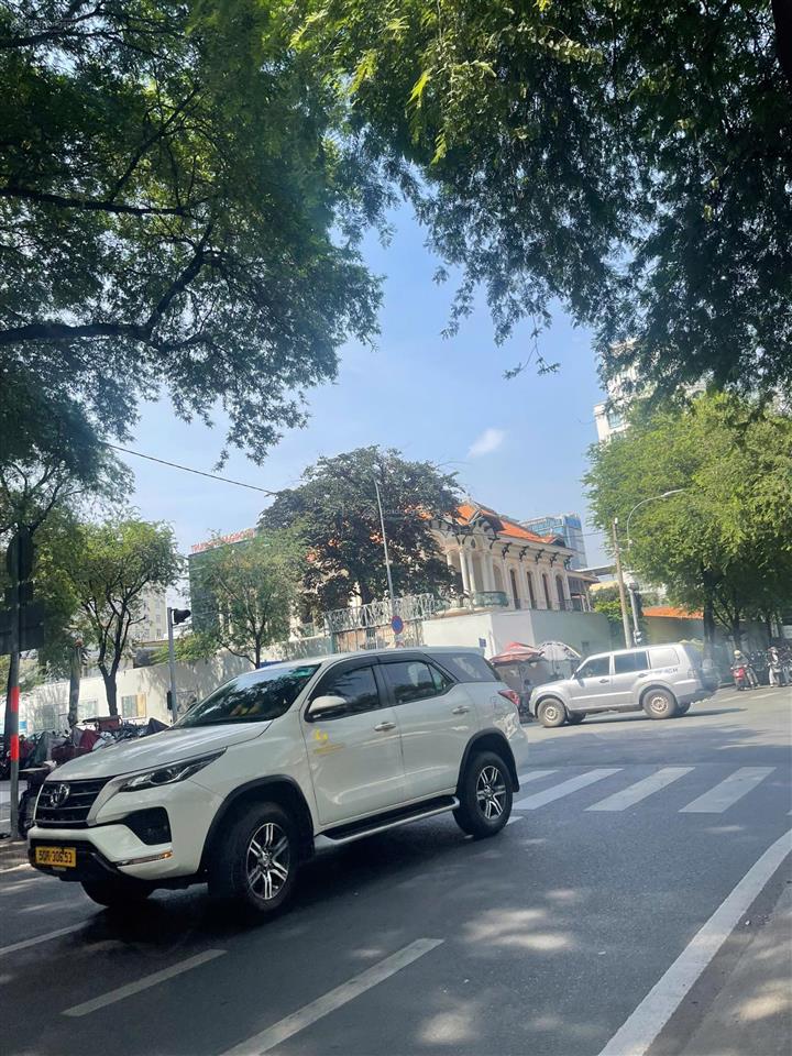 Nhà mặt tiền bà huyện thanh quan 4.1x28m, nhà 3 lầu hđ thuê 100tr gần công viên tao đàn, giá 47 tỷ