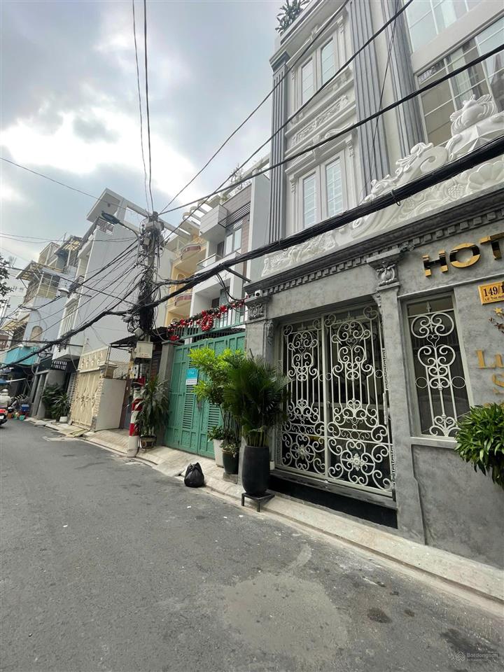 Nhà hẻm 8m lê thị riêng 7.7x18m, nhà 4 lầu thang máy hđ thuê 110tr/th giá 35 tỷ tl