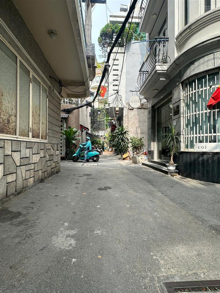 Nhà hẻm xe hơi lý tự trọng 4x22m, trệt 3 lầu ngay chợ bến thành, giá 30 tỷ tl