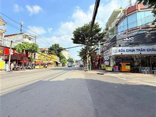 Hiếm bán nhà 2 tầng mặt tiền kinh doanh tốt  dt 76m2 ngay đh ngân hàng, vincom thủ đức  kdc đông