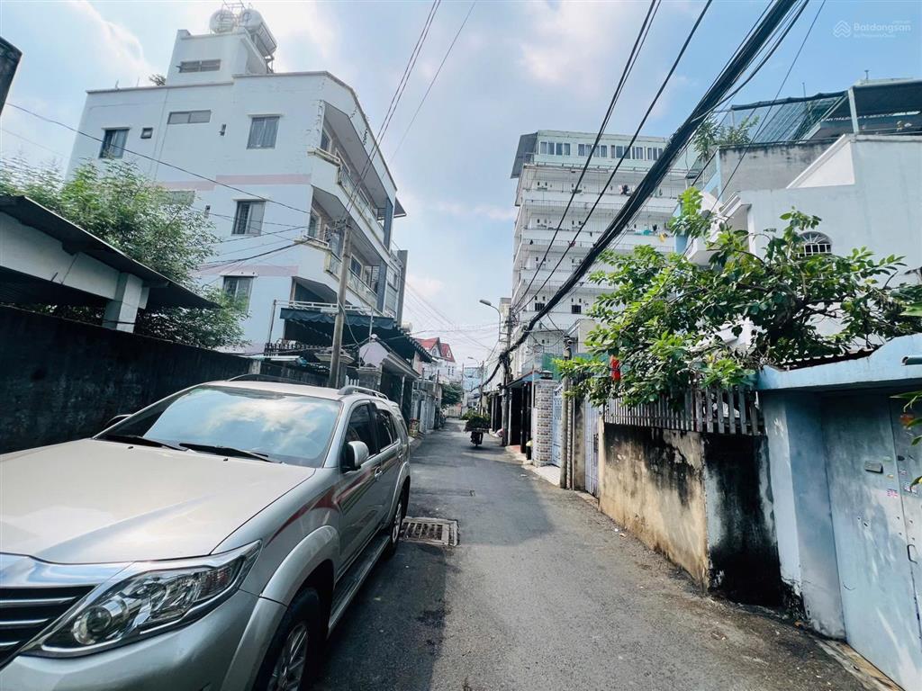 Hiếm  bán nhà c4  2 mặt tiền truớc sau  dt 160.3m2  đường ôtô thông gần vincom thủ đức  kd tốt