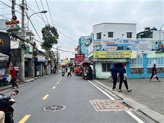 Bán nhà 3 tầng 80m2  mặt tiền đường chương dương thu nhập 20tr đối diện trg cao đẳng cn thủ đức