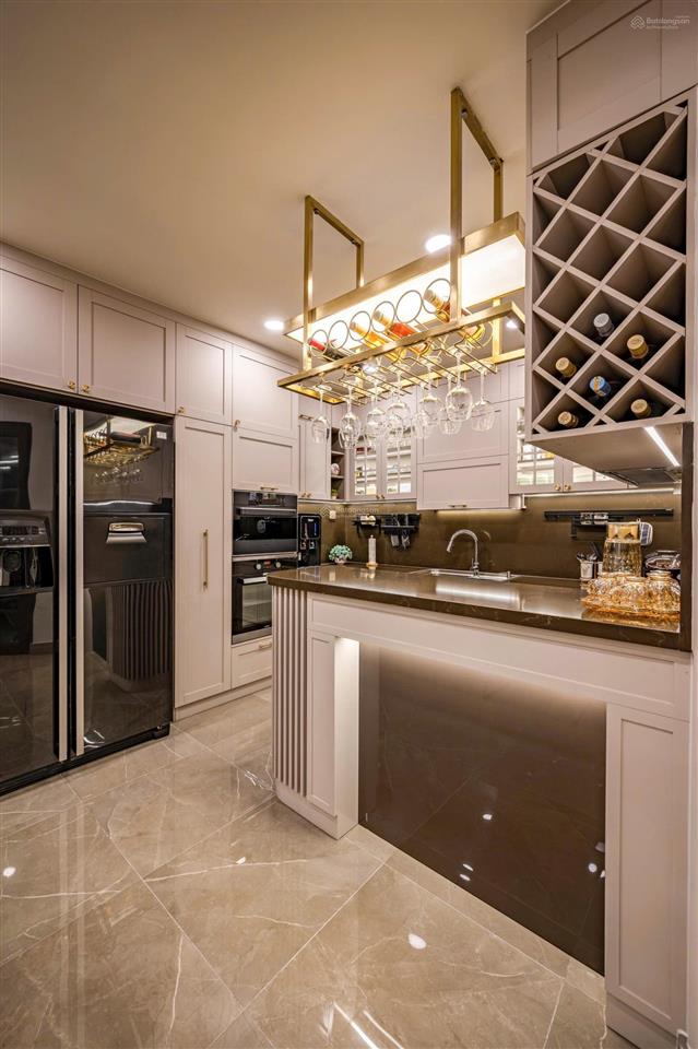 Bán nhà đẹp 2 mt hxh trần bình trọng quận 5, 7.8x8.7m 5 tầng chỉ nhỉnh 17 tỷ