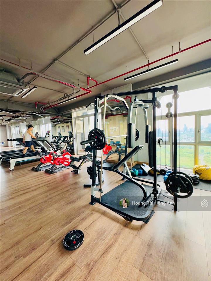 Chính chủ cần bán căn 2pn tầng cao view cảng, giá cdt không chênh  o902.95.2345