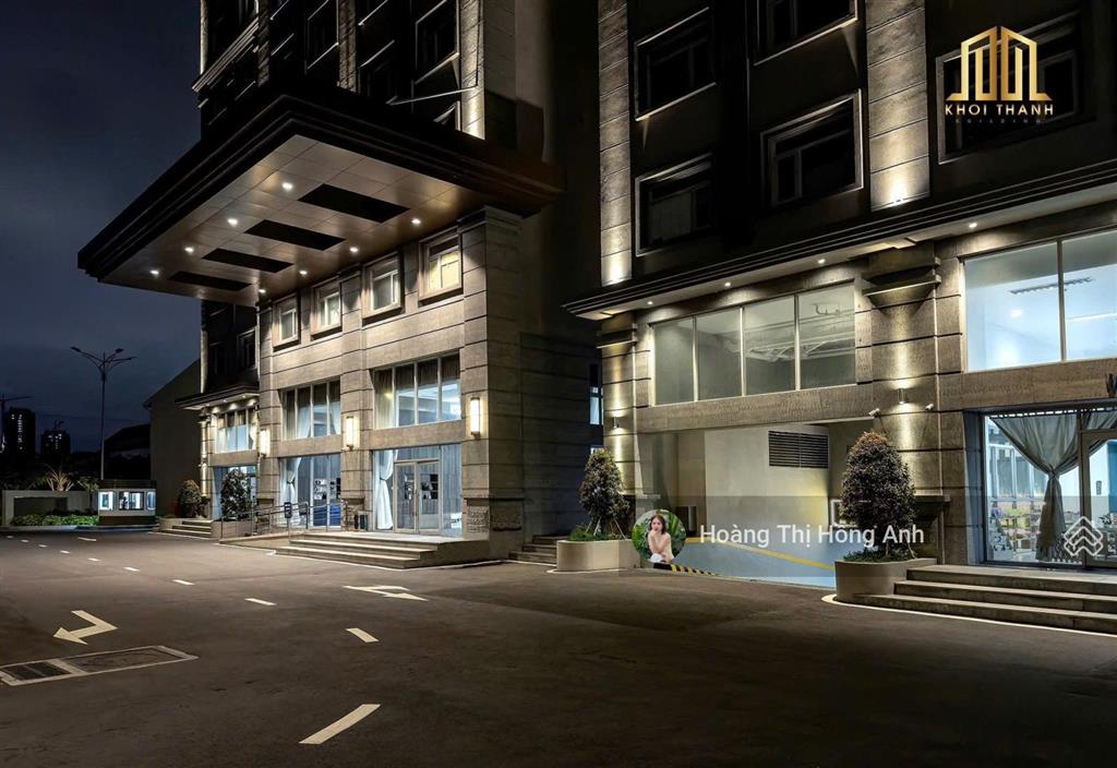 Chính chủ cần bán căn 2pn tầng cao view cảng, giá cdt không chênh  o902.95.2345