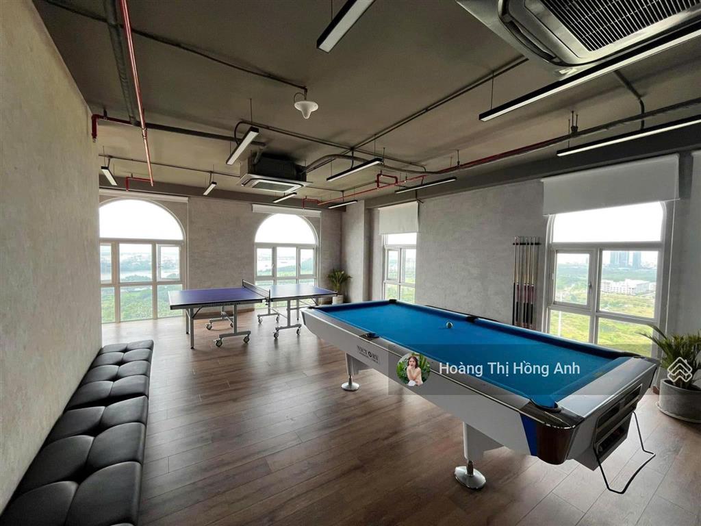 Chính chủ cần bán căn 2pn tầng cao view cảng, giá cdt không chênh  o902.95.2345