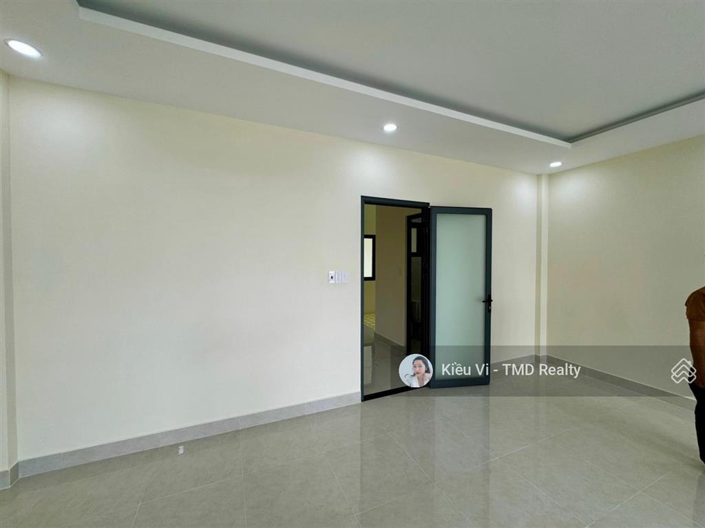 Cho thuê nhà phố mặt tiền đường liên phường quận 9 phù hợp làm vp cty/salon/showrom