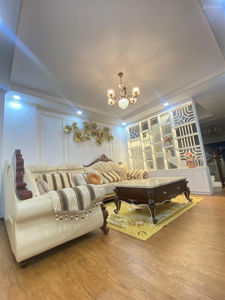 Hoa hậu hẻm 100 ama khê  nhà 3,5 mê "full option"  đẹp không tì vết