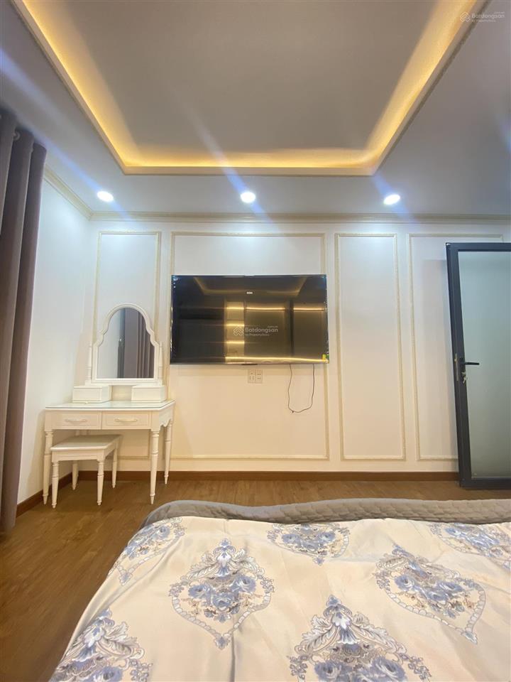 Hoa hậu hẻm 100 ama khê  nhà 3,5 mê "full option"  đẹp không tì vết