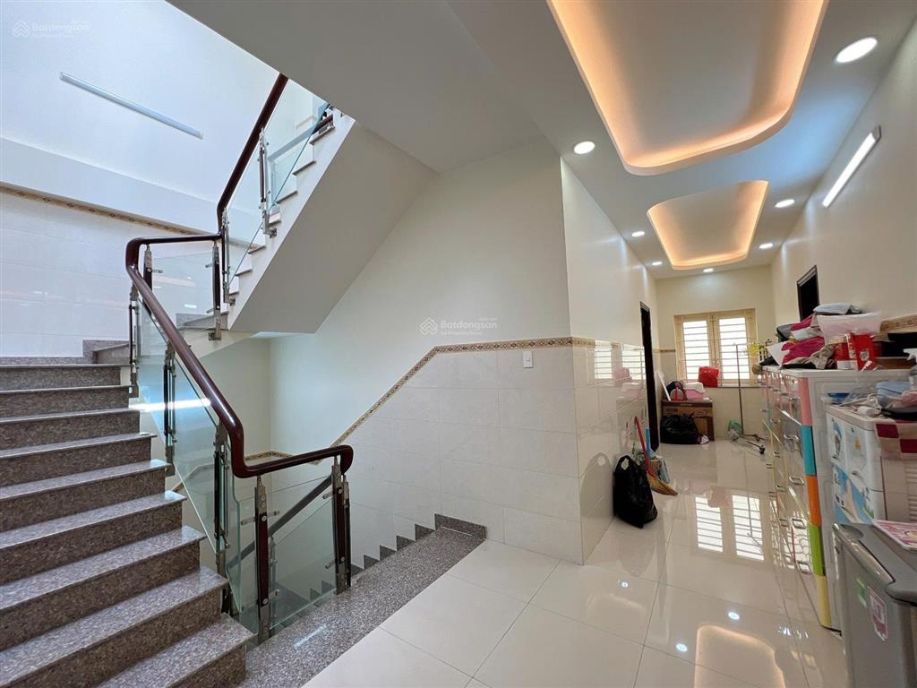 Bán nhà đường dương khuê  phường hiệp tân dt 10x22m ( 1 lầu st )