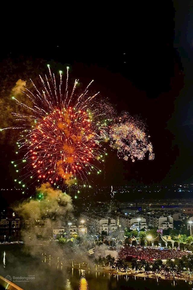 Kí trực tiếp với chủ đầu tư căn hộ 2pn gh6 view xem pháo hoa  giá bán 4tỷ all in, tầng trung