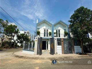 Bán nhà căn góc 2 mặt tiền diện tích 6,1x13,9m cát tường phú sinh nhà mới 100% dọn vào ở ngay