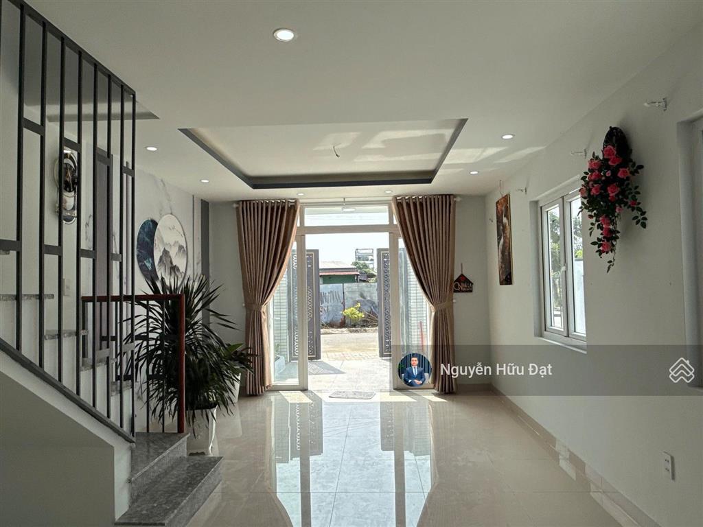 Bán nhà căn góc 2 mặt tiền diện tích 6,1x13,9m cát tường phú sinh nhà mới 100% dọn vào ở ngay