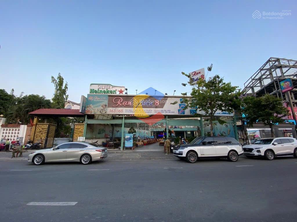 Duy nhất! mặt tiền trần não 163 , quận 2. giá 205 tỷ/ hđt 400tr/ tháng. dt 900m2 nở hậu. 0976 733 ***